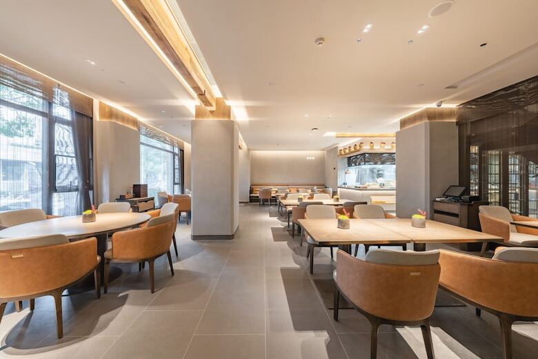 Hotel Holiday Inn Express Shanghai Expo Centre By Ihg