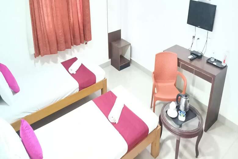 Hotel Aayush Residency