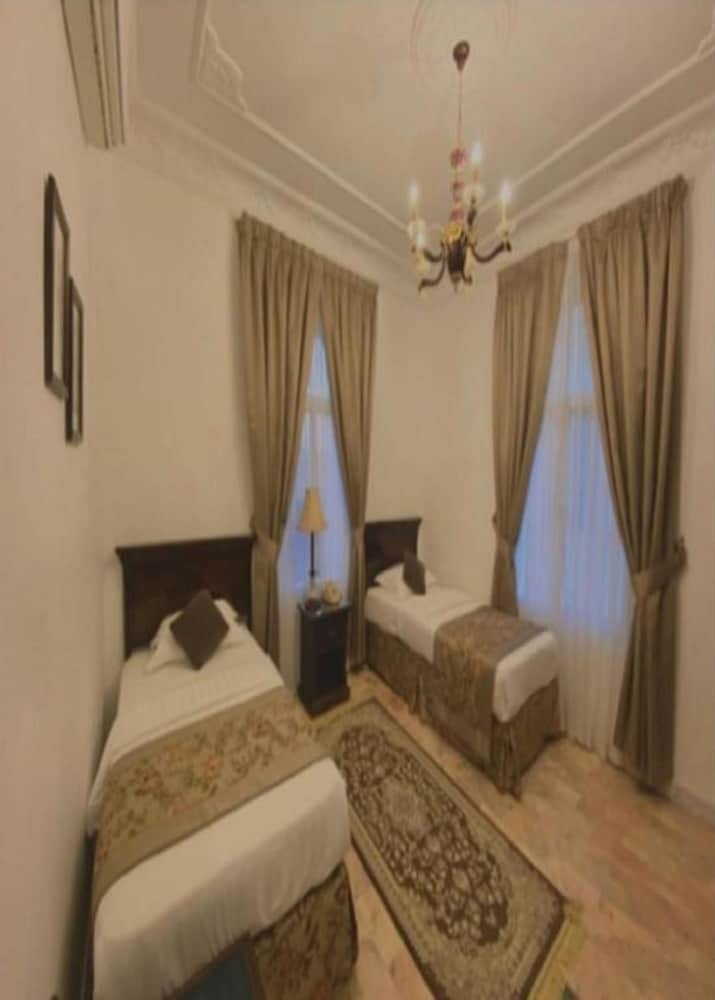 Al Forsan Hotel Suites