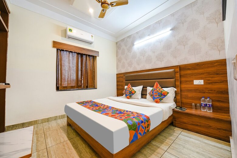 Fabhotel 4 Seasons