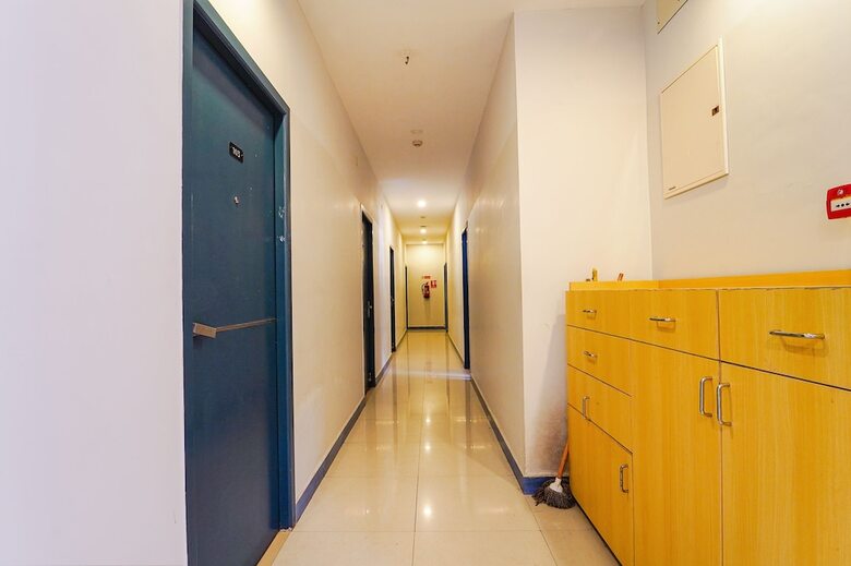 Hotel Fabexpress Silver Palace