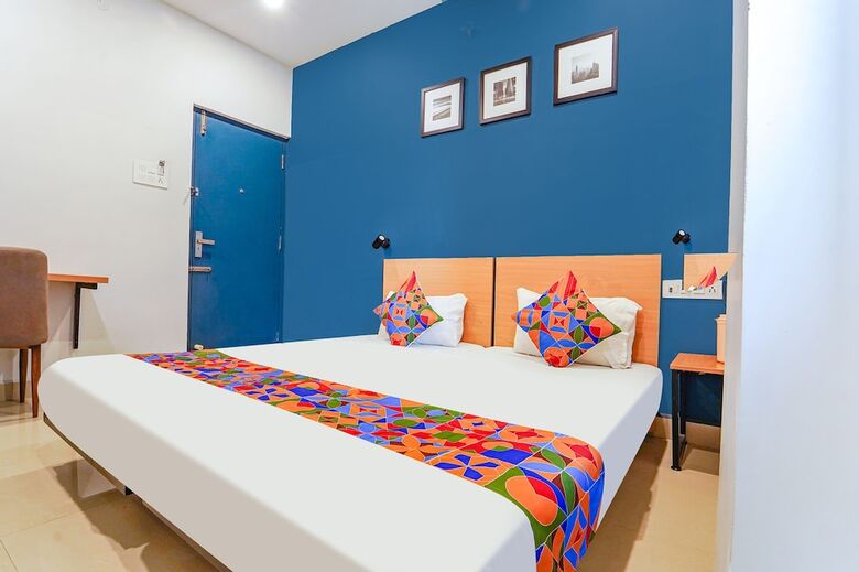 Hotel Fabexpress Silver Palace