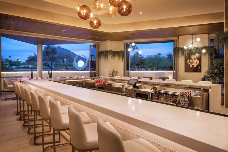 Caesars Republic Scottsdale, A Hilton Hotel