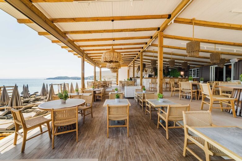 Hotel Thalassa Cape Philian Collection