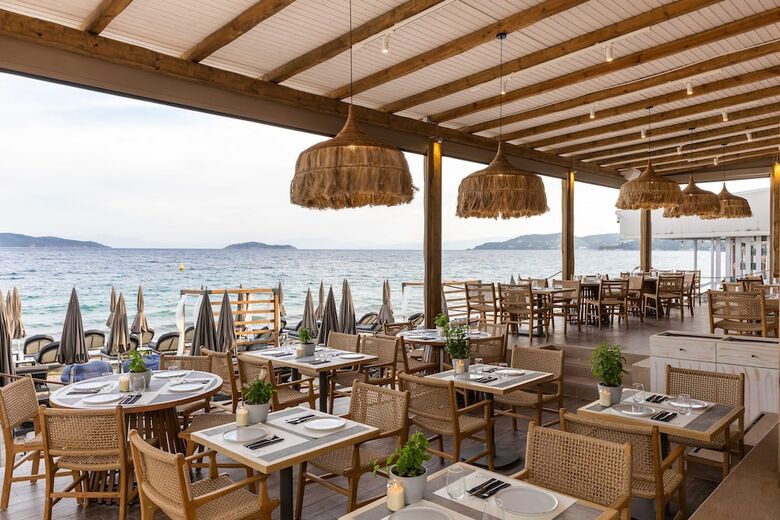Hotel Thalassa Cape Philian Collection