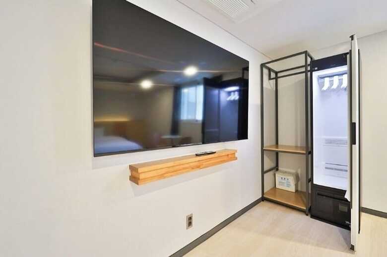 Hotel 701