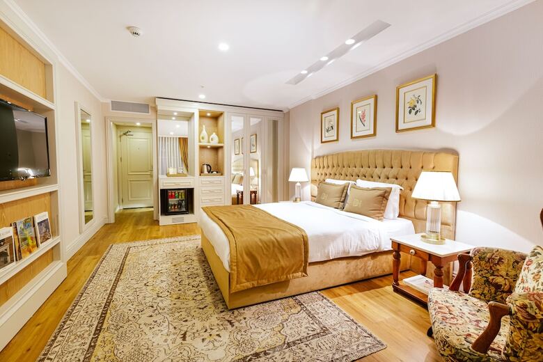 Delita City Hotel