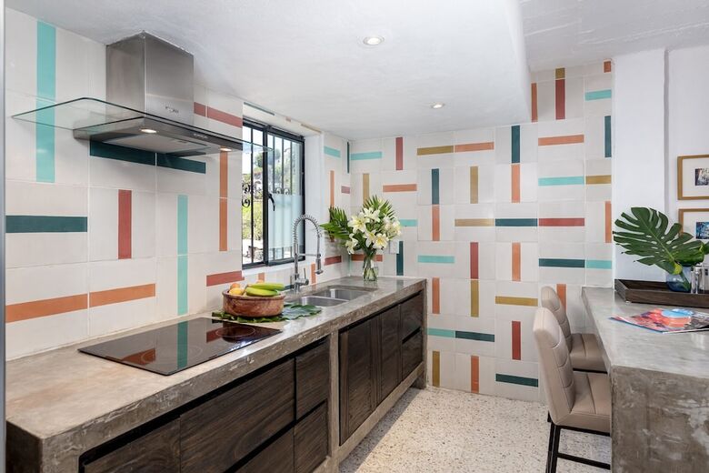 Aparthotel Cuale Condo Retreats