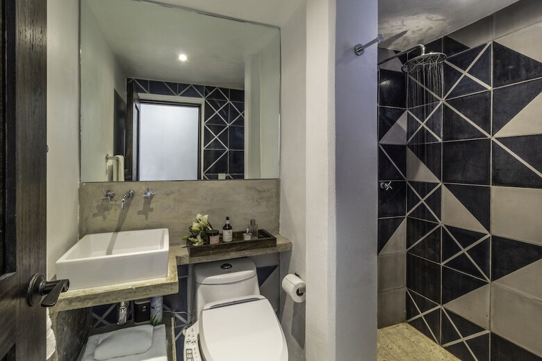 Aparthotel Cuale Condo Retreats