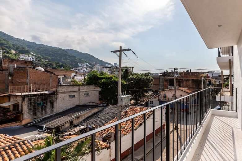 Aparthotel Cuale Condo Retreats