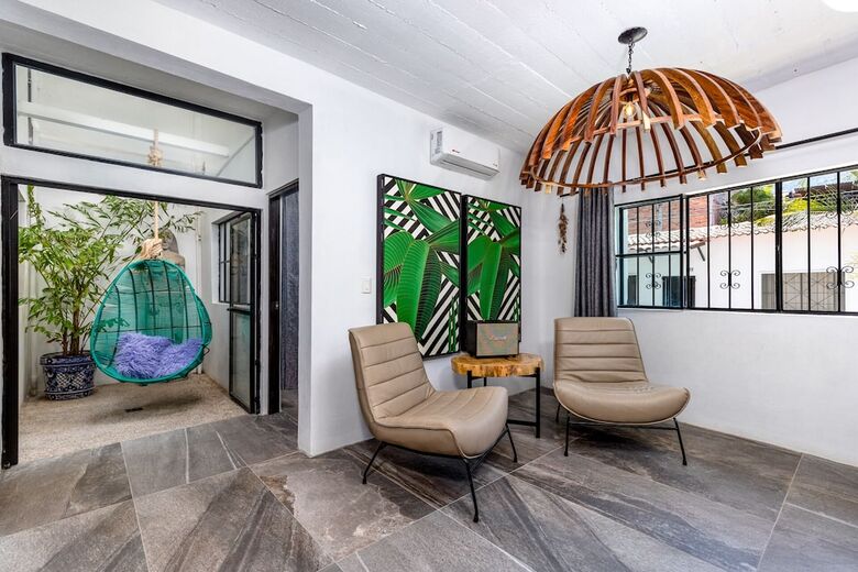 Aparthotel Cuale Condo Retreats