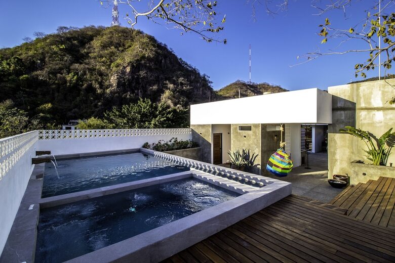 Aparthotel Cuale Condo Retreats