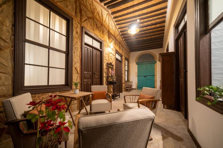 Flor Guest House
