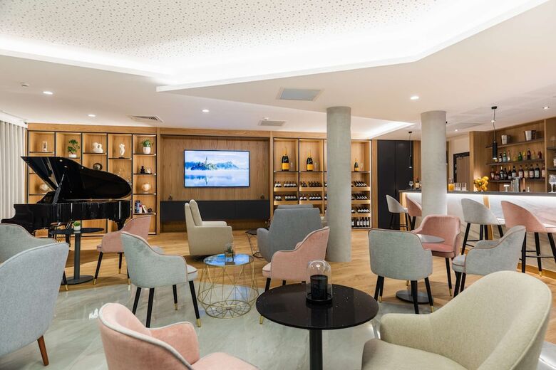 Brit Hotel Paris Orly
