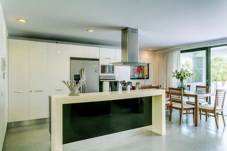 Hotel Nick Price By Stella Rentals
