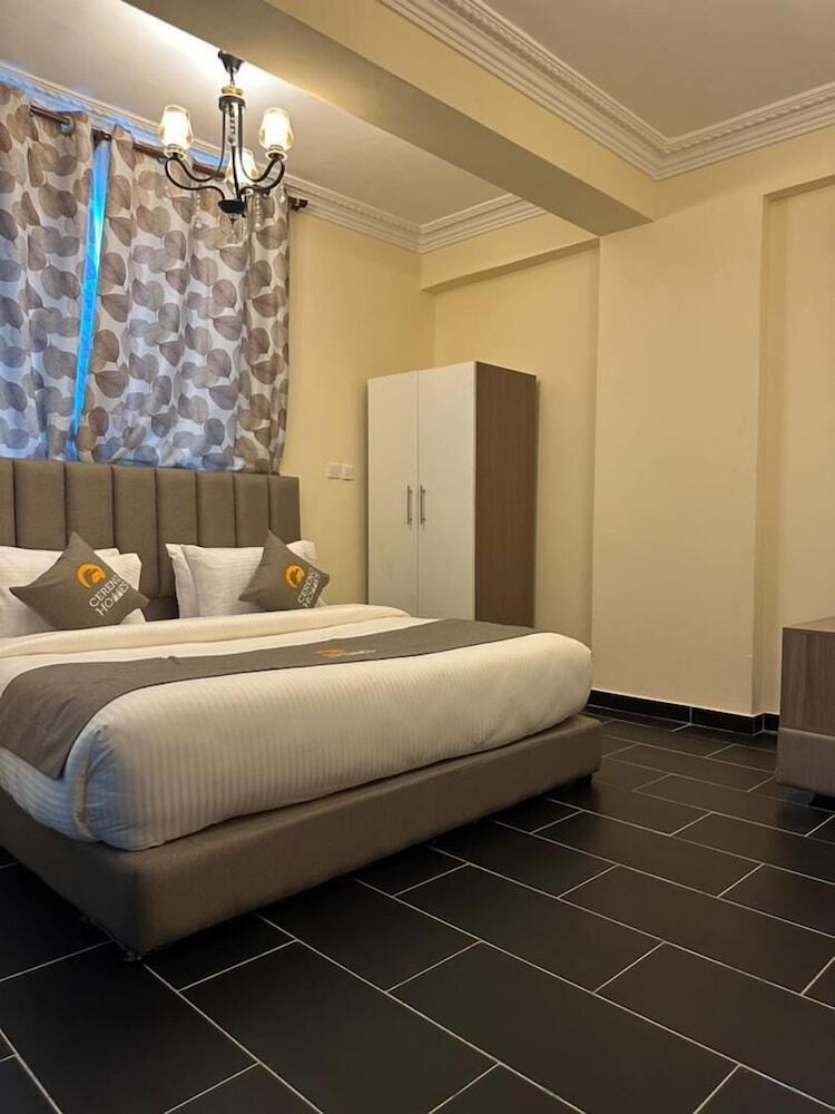 Hotel Cereno Homes Accra