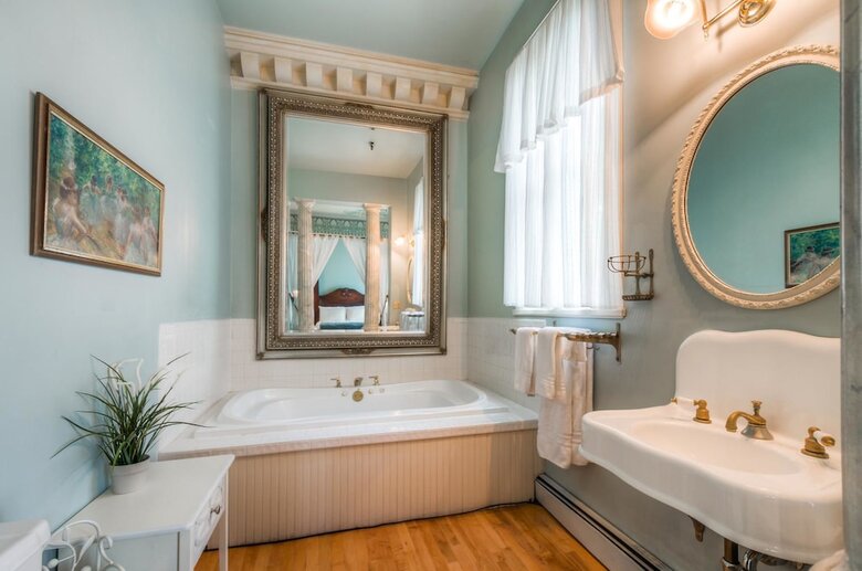 Bed & Breakfast Lumber Baron Inn