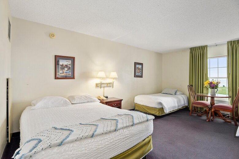 Hotel Top Floor Standard Deluxe Bay View
