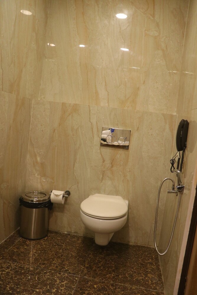 Hotel Sk Premium Park At World Square Mall