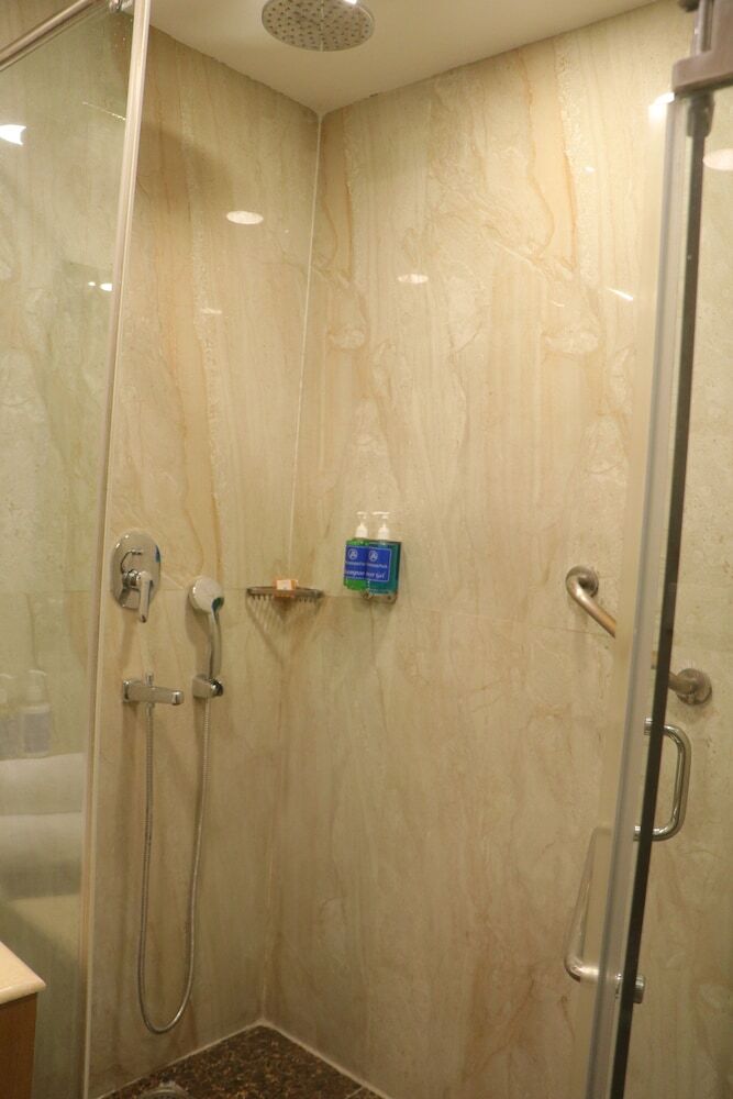 Hotel Sk Premium Park At World Square Mall
