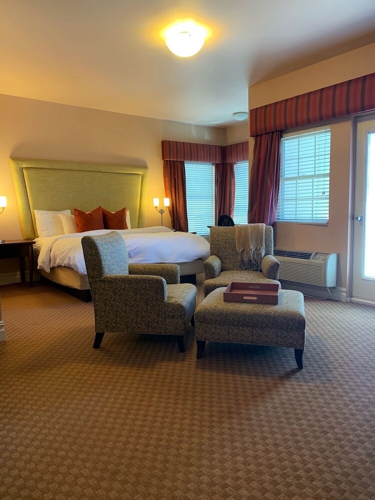 Hotel Blue Bay Inn