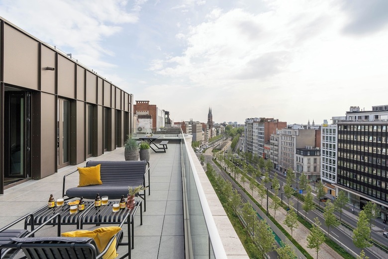 Yays Antwerp Opera By Numa