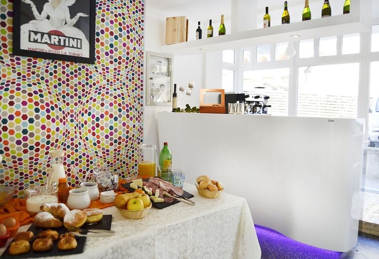 Hotel Garn� Seventy Design Rooms