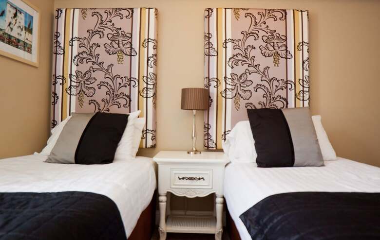 Bed & Breakfast 7 Cross Street