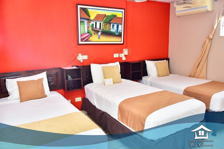 Hotel Los Cisneros