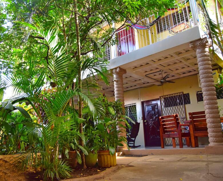Hotel Los Cisneros
