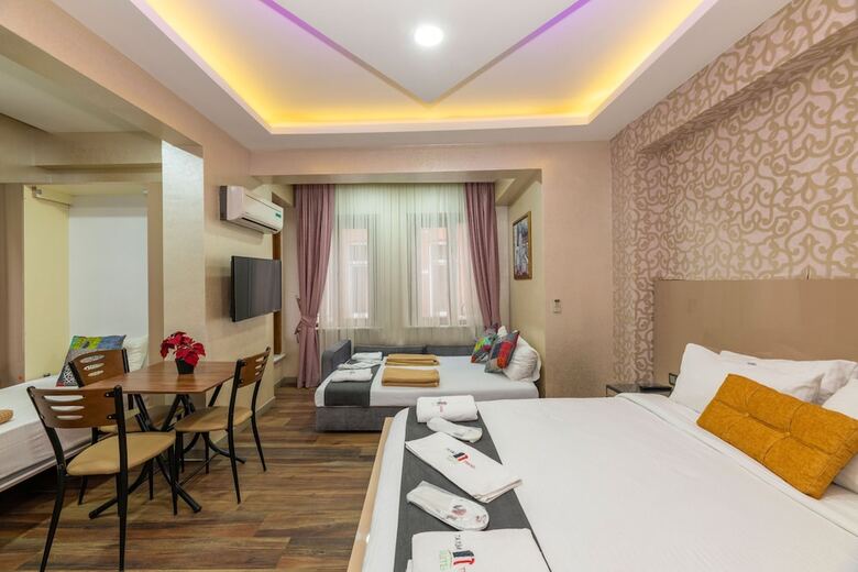 Hotel Taxim Trend Suites