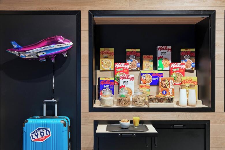 Hotel Moxy Lyon Airport