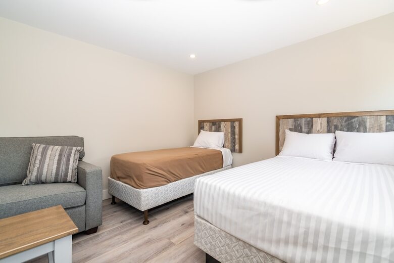 Pathfinder Camp Resorts  Agassiz