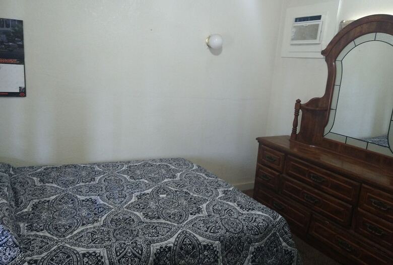 El Amigo Motel
