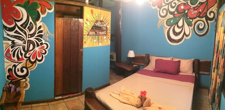 Hotel Kaya's Place