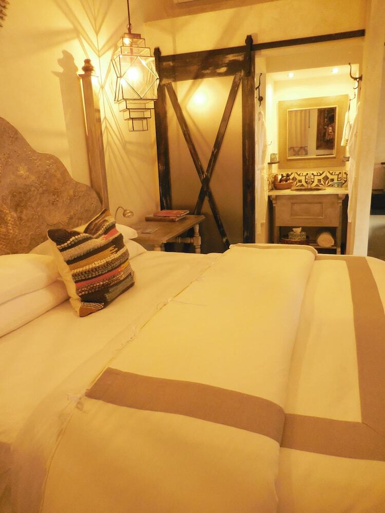 Hotel The Suites By Villa Valentina