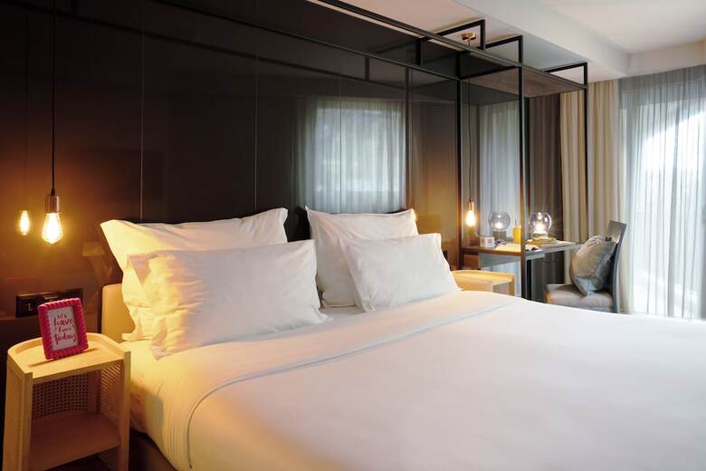 Hotel Next - Savoy Signature
