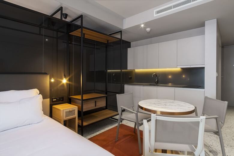 Hotel Next - Savoy Signature