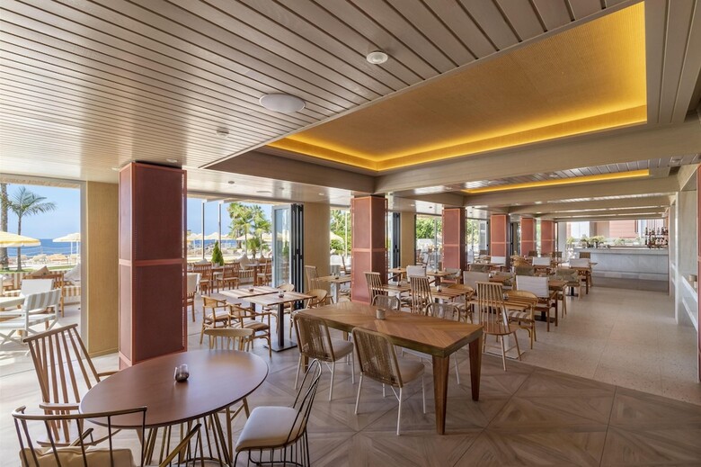 Hotel Next - Savoy Signature