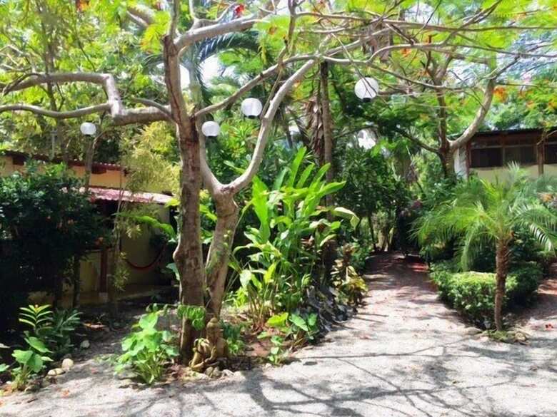 Hotel Tropical Sands Dominical Eco Inn