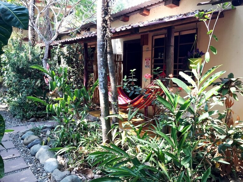 Hotel Tropical Sands Dominical Eco Inn