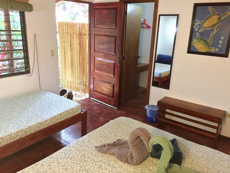 Hotel Tropical Sands Dominical Eco Inn