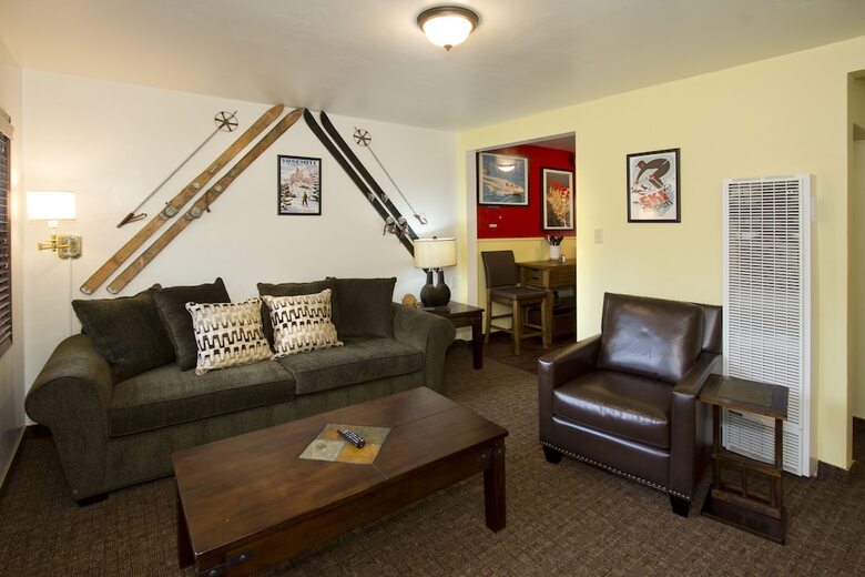Hotel Holiday Haus Motel