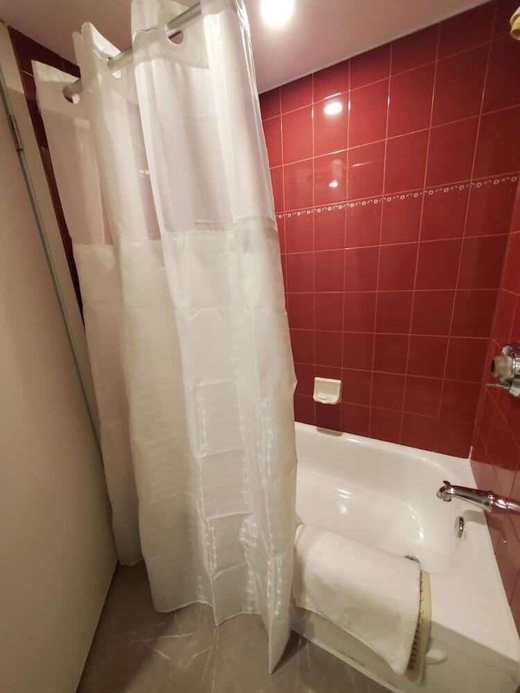 White Knight Motel