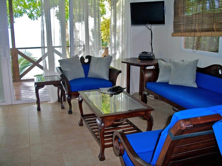 Hotel Popa Paradise Beach Resort