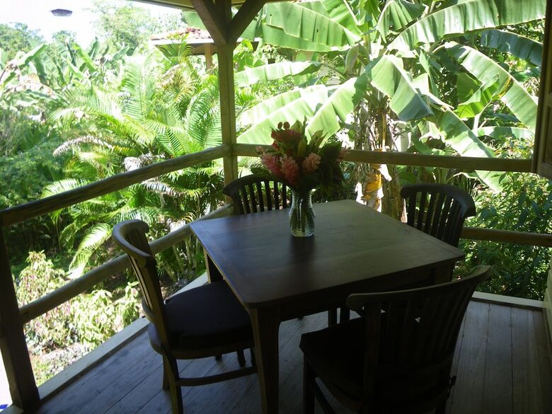 Bed & Breakfast Bluff Beach Retreat