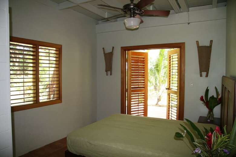 Bed & Breakfast Bluff Beach Retreat