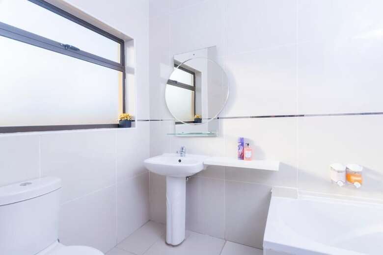 Room-ezulwini Guest House - Executive Do