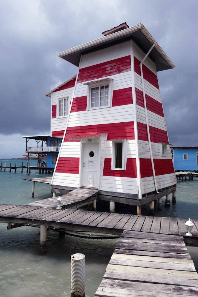 El Faro Del Colibri