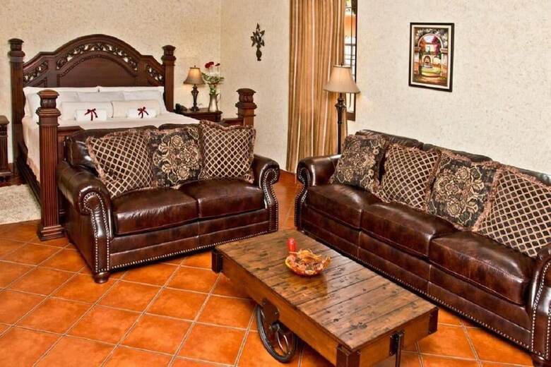 Hotel Genessis